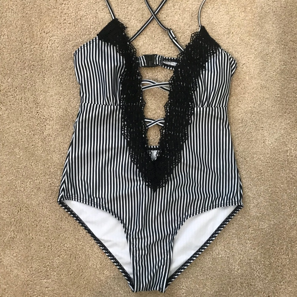 One piece swimsuit